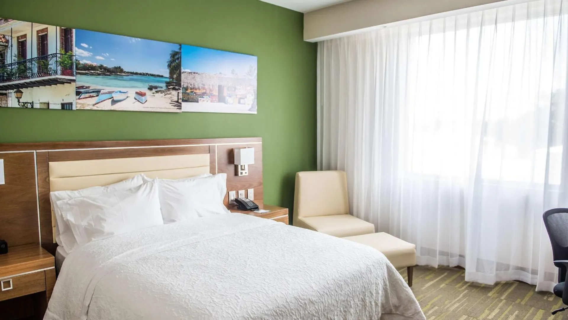 מלון בוקה צ'יקה Hampton By Hilton Santo Domingo Airport